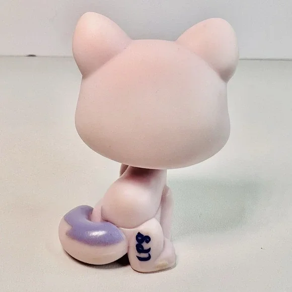 Littlest Pet Shop #1931 Lavender Licking Kitty Cat - Authentic LPS Tongue Out - Picture 3 of 7